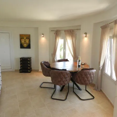 Casa Isabel 10 Personas Holiday home *